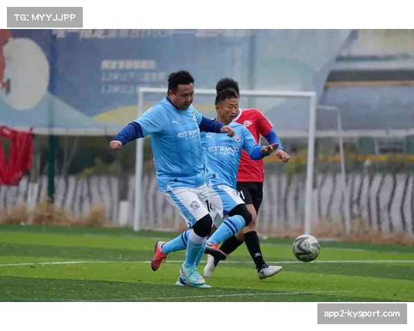 英超联赛“英超之星”项目走进社区，本季已覆盖超10万青少年